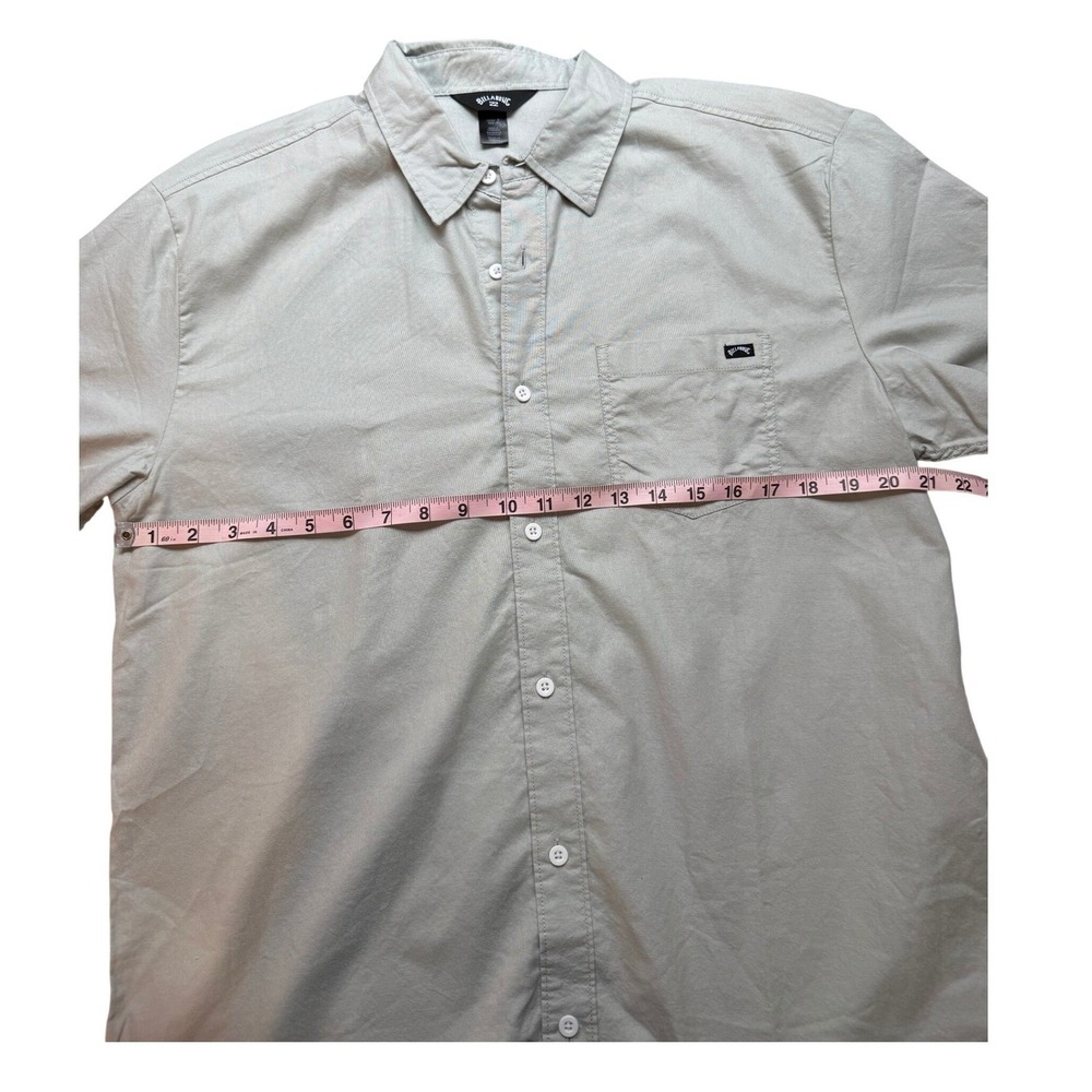 NWOT‎ Billabong Mens Short Sleeve Button Down Shirt Gray Textured Pocket Sz M - Picture 5 of 6